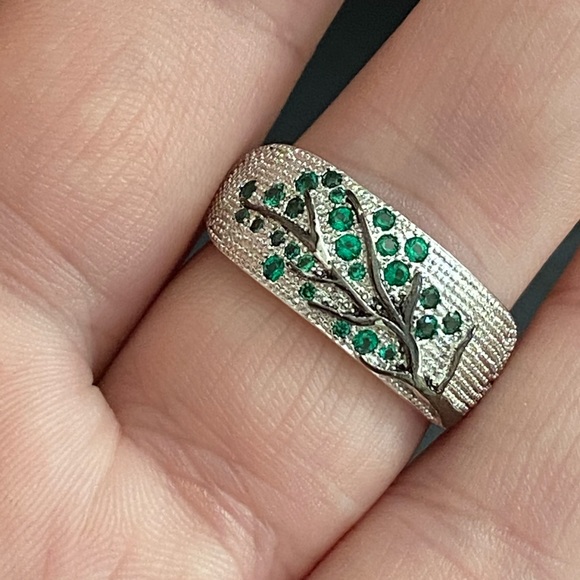 New 925 Silver Tree Branch Green Crystal Ring 💍 - Picture 2 of 4